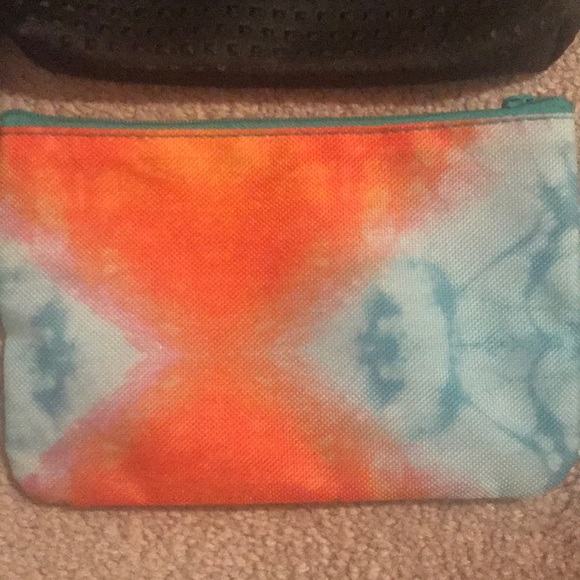 Cosmetic bag bundle - Picture 5 of 5